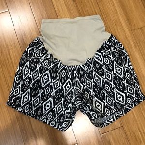 Maternity shorts